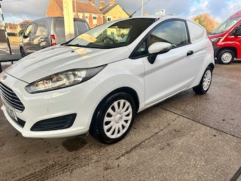 Used Ford Fiesta 2013 for sale - 77165085: Photo