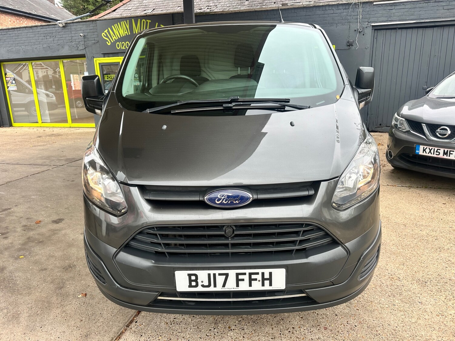 Used Ford Transit Custom 2017 for sale - 76319159: Photo 4