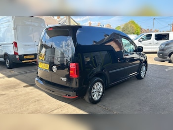 Used Volkswagen Caddy 2016 for sale - 78413211: Photo