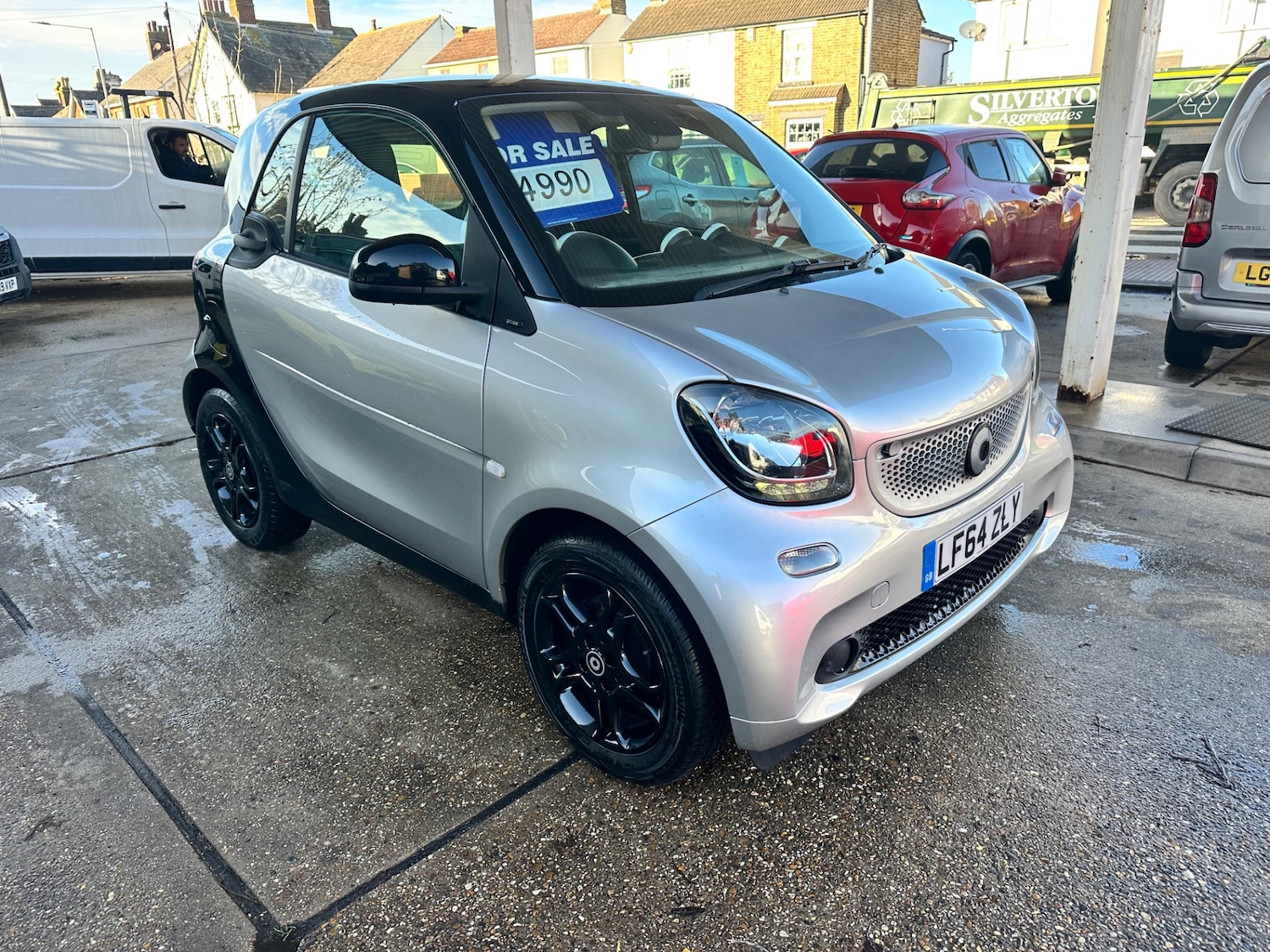 Used smart fortwo 2015 for sale - 76845074: Photo 1