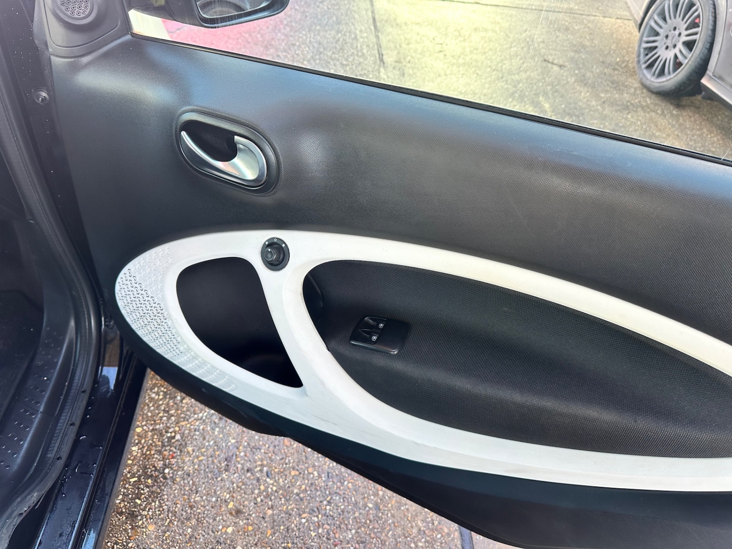 Used smart fortwo 2015 for sale - 76845074: Photo 7