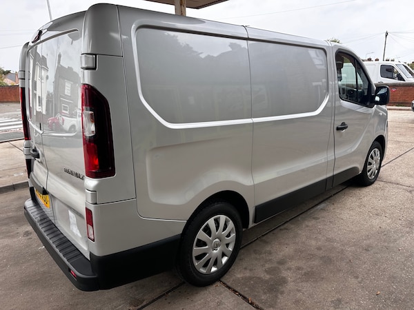 Used Renault Trafic 2018 for sale - 76177203: Photo 6