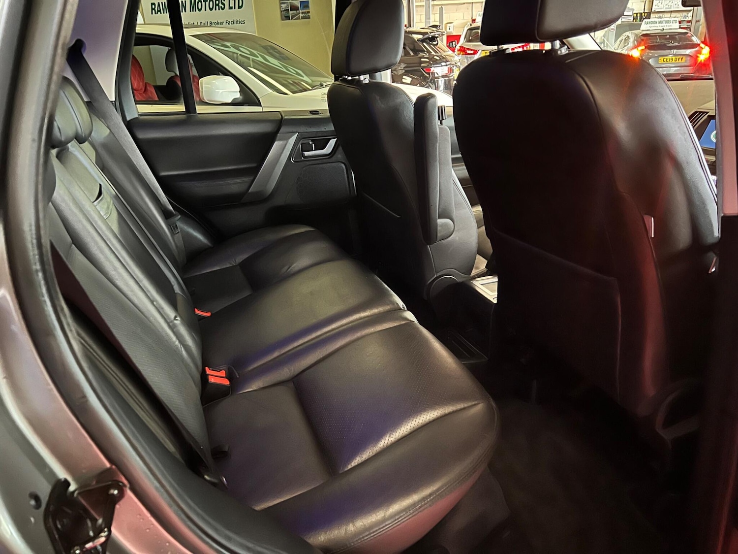 Used Land Rover Freelander 2 2010 for sale - 76431843: Photo 16