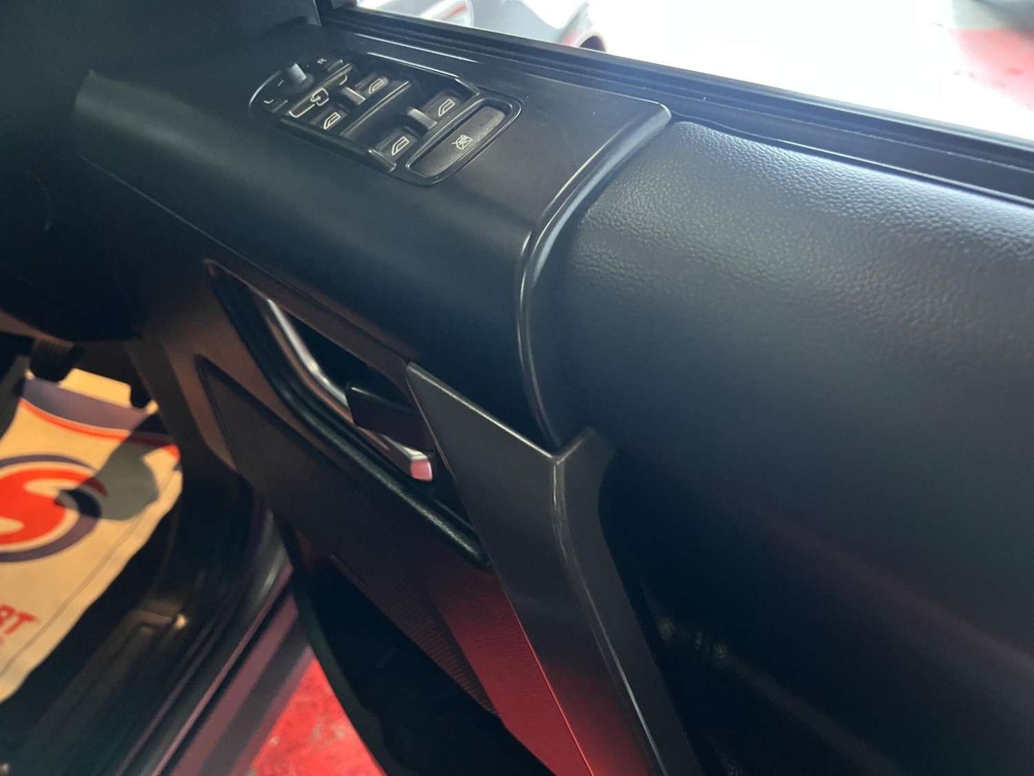 Used Land Rover Freelander 2 2010 for sale - 76431843: Photo 18