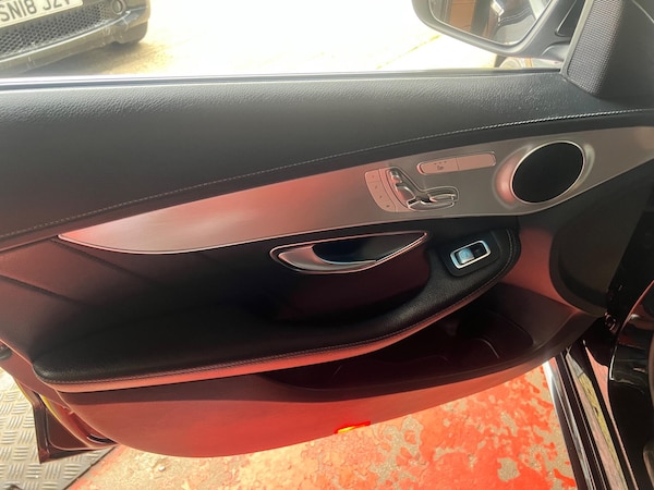 Used Mercedes-Benz C Class 2014 for sale - 76270880: Photo 10