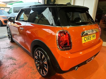 Used MINI Hatch 2019 for sale - 76349719: Photo