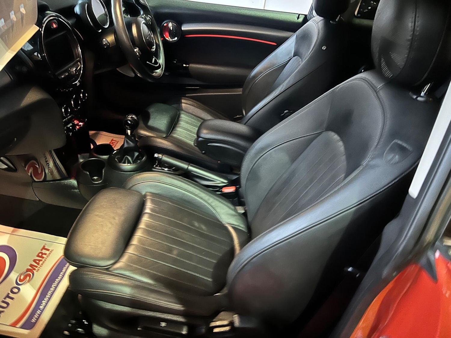 Used MINI Hatch 2019 for sale - 76349719: Photo 8