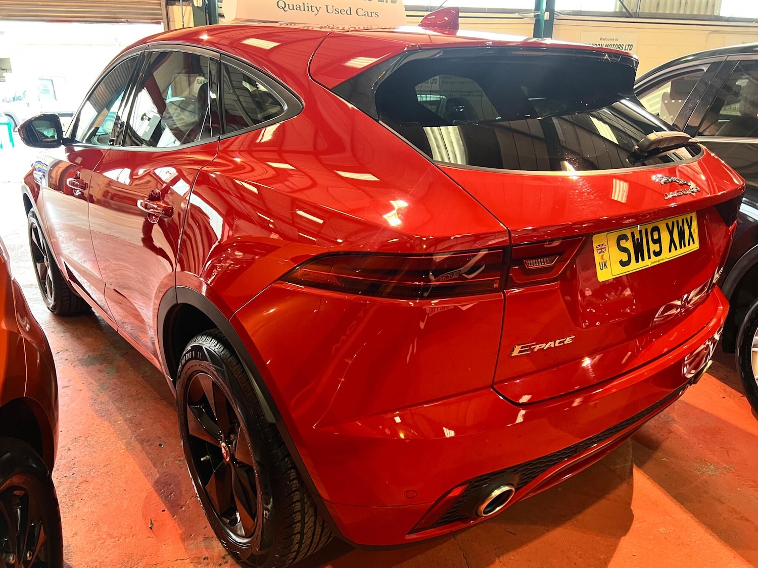 Used Jaguar E-Pace 2019 for sale - 76634189: Photo 13