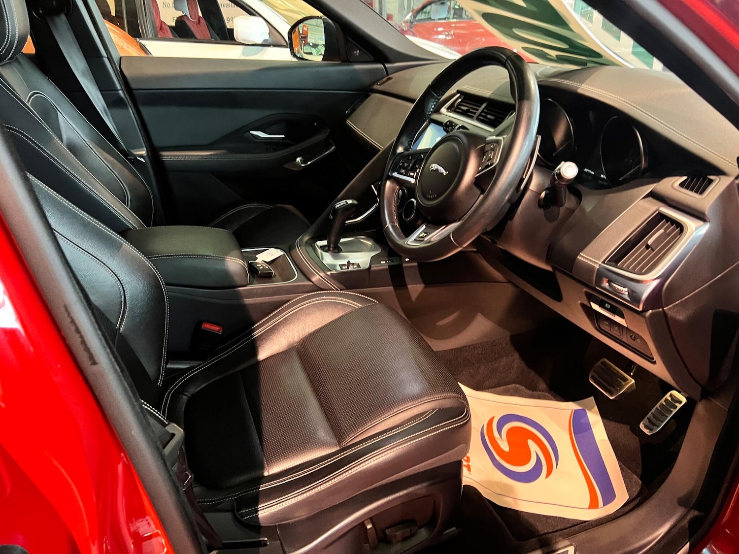 Used Jaguar E-Pace 2019 for sale - 76634189: Photo 15