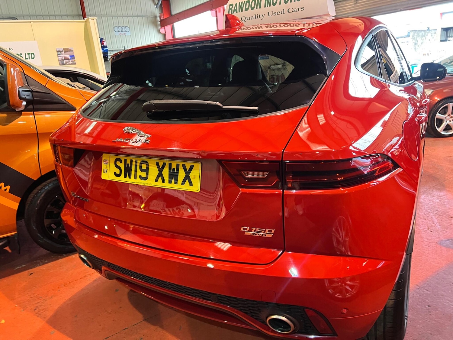 Used Jaguar E-Pace 2019 for sale - 76634189: Photo 16