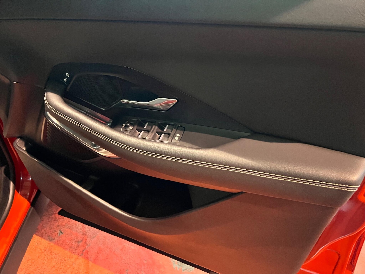 Used Jaguar E-Pace 2019 for sale - 76634189: Photo 19