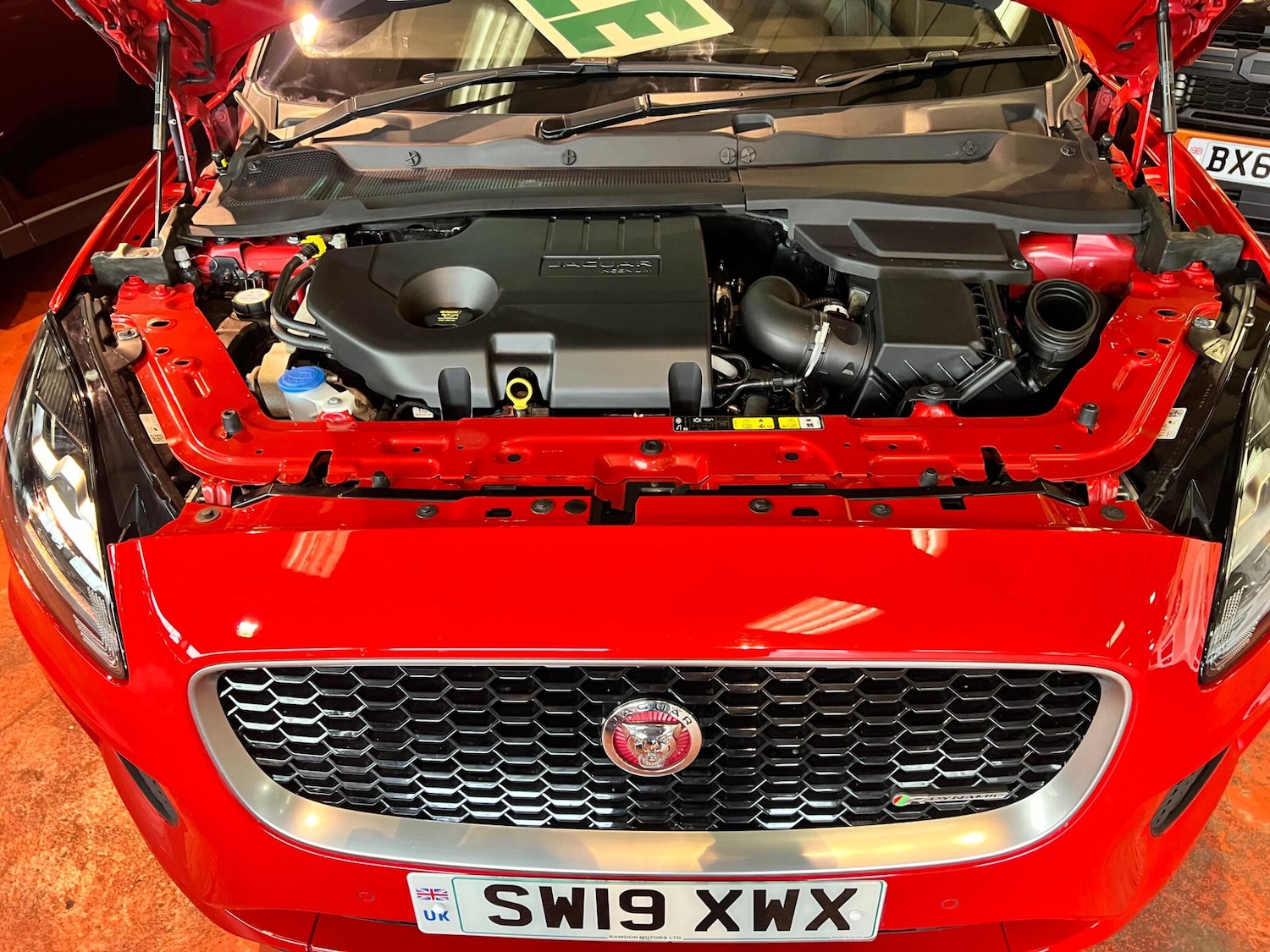 Used Jaguar E-Pace 2019 for sale - 76634189: Photo 5