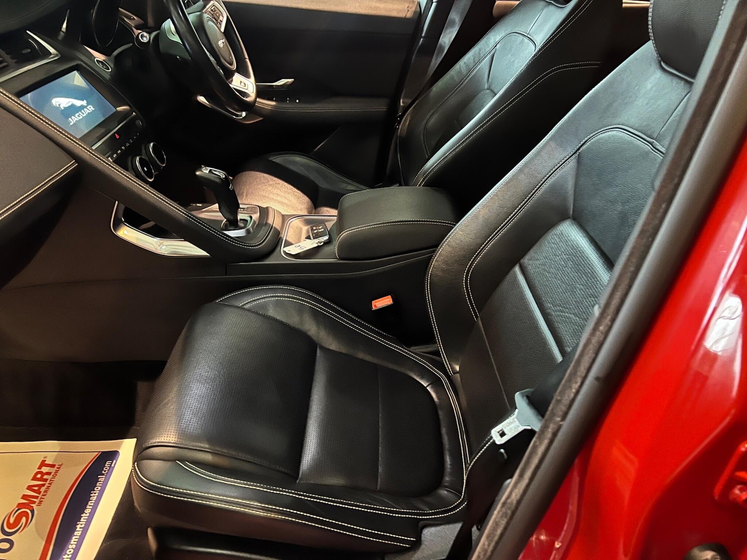 Used Jaguar E-Pace 2019 for sale - 76634189: Photo 9