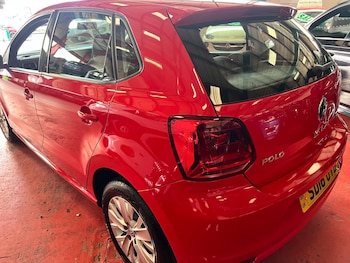 Used Volkswagen Polo 2016 for sale - 75696161: Photo