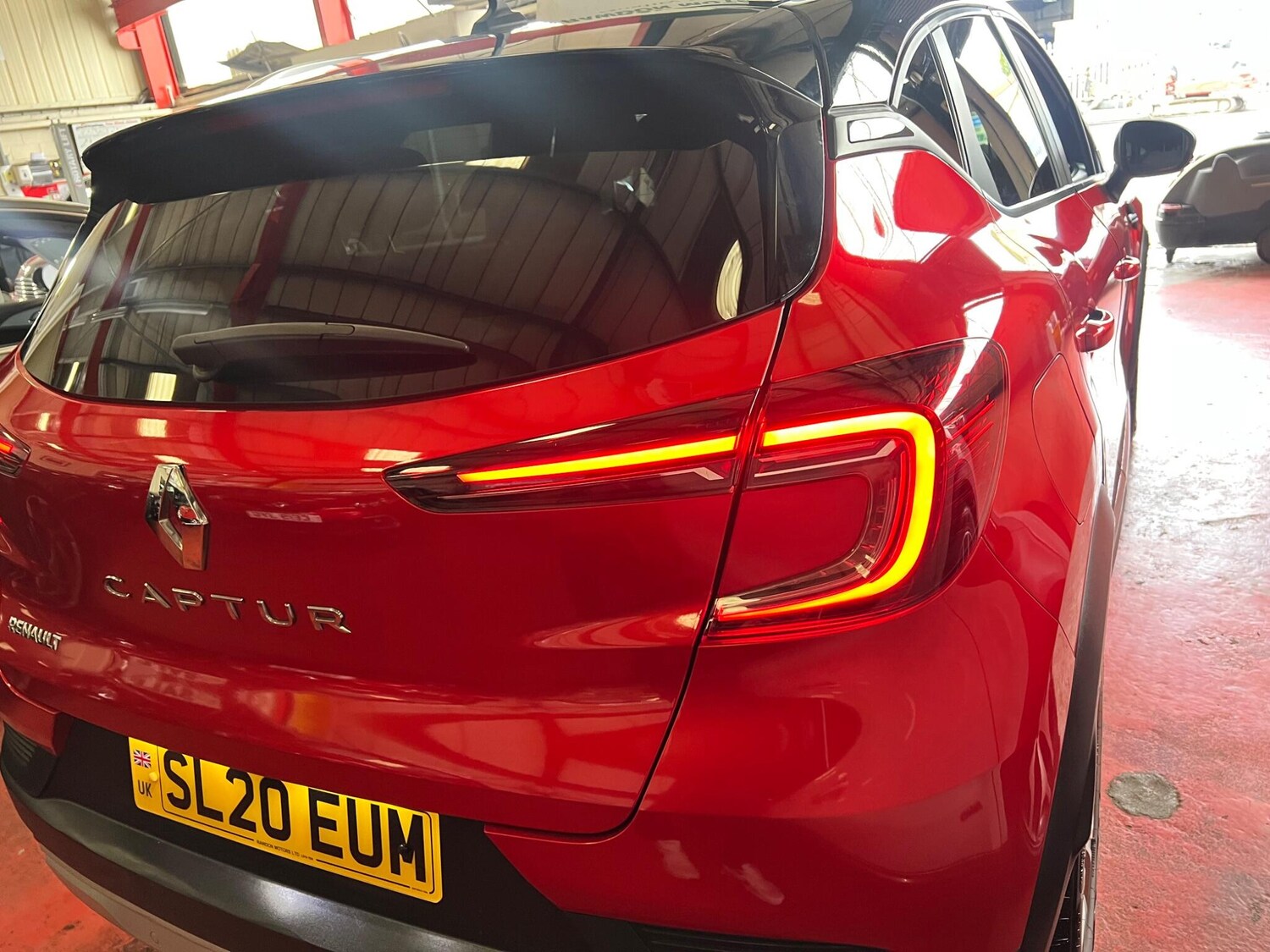 Used Renault Captur 2020 for sale - 76337152: Photo 5