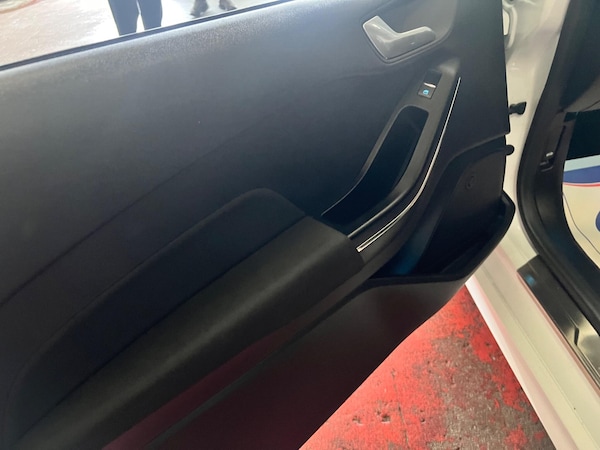 Used Ford Fiesta 2019 for sale - 76137274: Photo 21