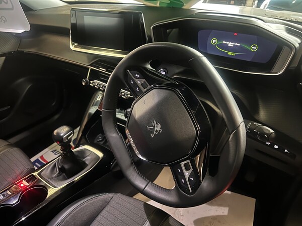 Used Peugeot 2008 2022 for sale - 75669471: Photo 11