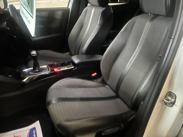 Used Peugeot 2008 2022 for sale - 75669471: Photo 13