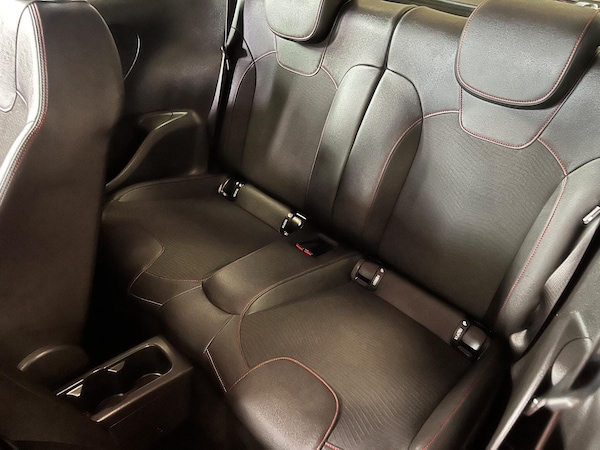 Used Vauxhall ADAM 2015 for sale - 75658226: Photo 5