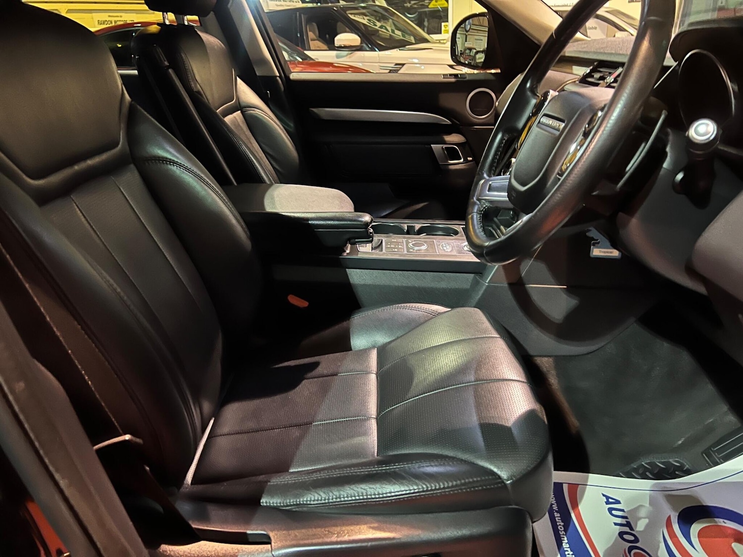 Used Land Rover Discovery 2019 for sale - 76786703: Photo 8