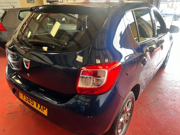Used Dacia Sandero 2015 for sale - 75669987: Photo 11