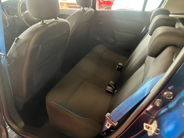 Used Dacia Sandero 2015 for sale - 75669987: Photo 12