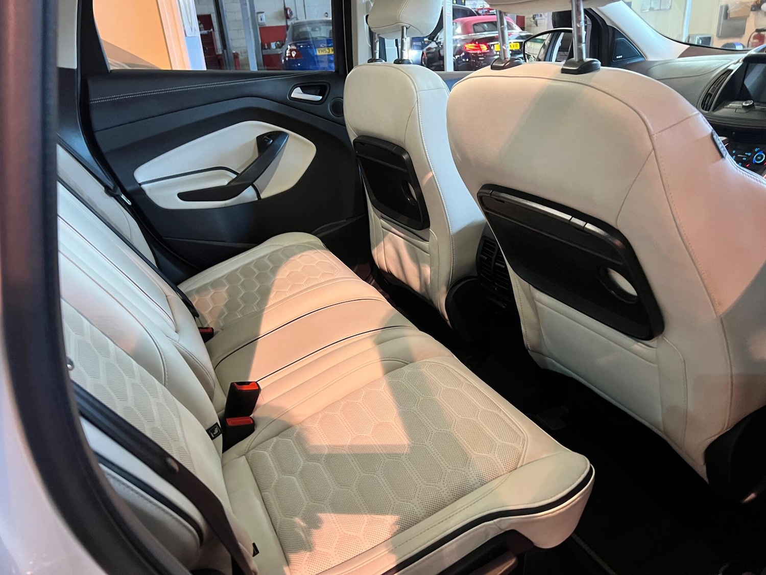 Used Ford Kuga 2018 for sale - 76728345: Photo 11