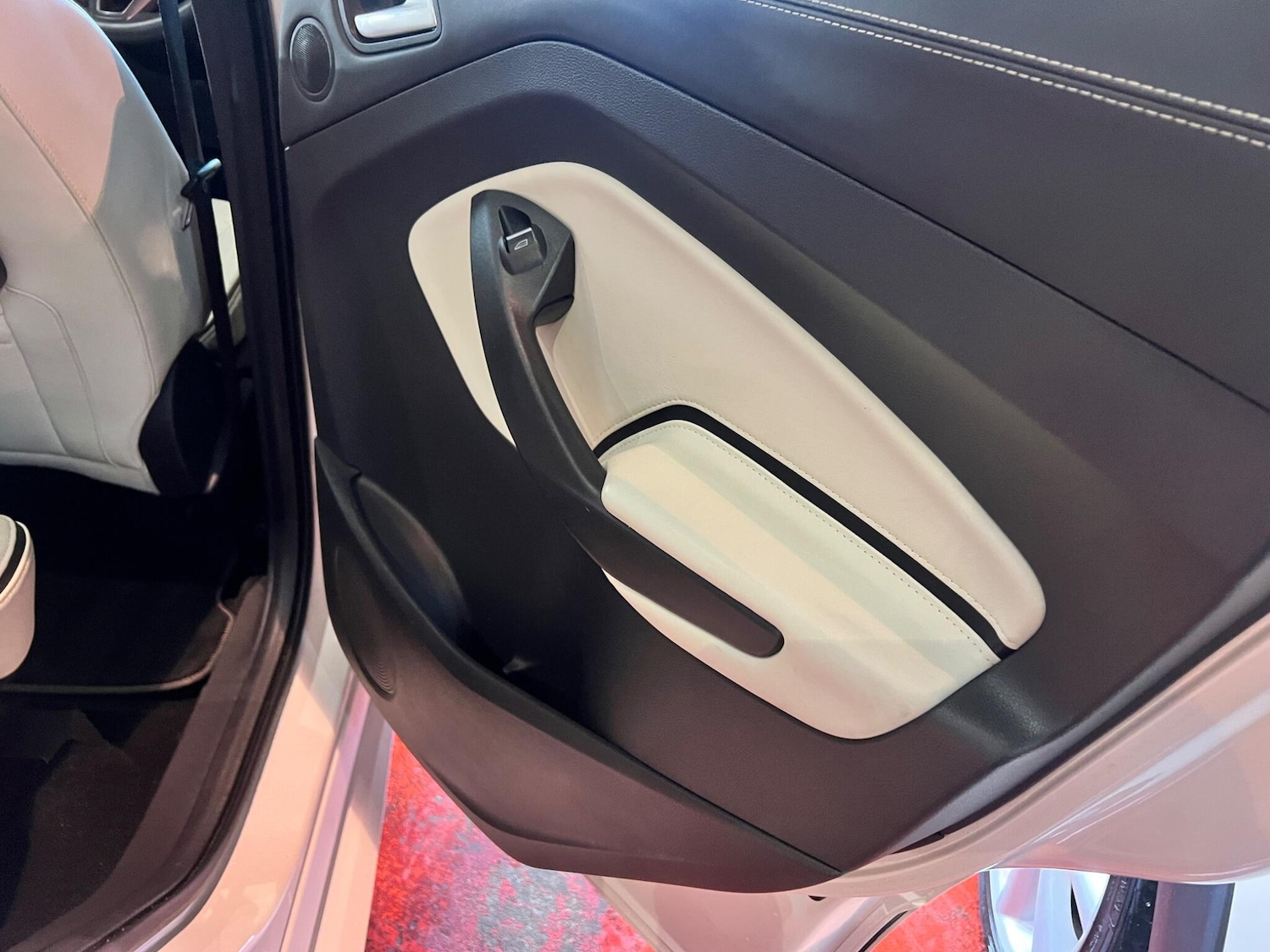 Used Ford Kuga 2018 for sale - 76728345: Photo 7