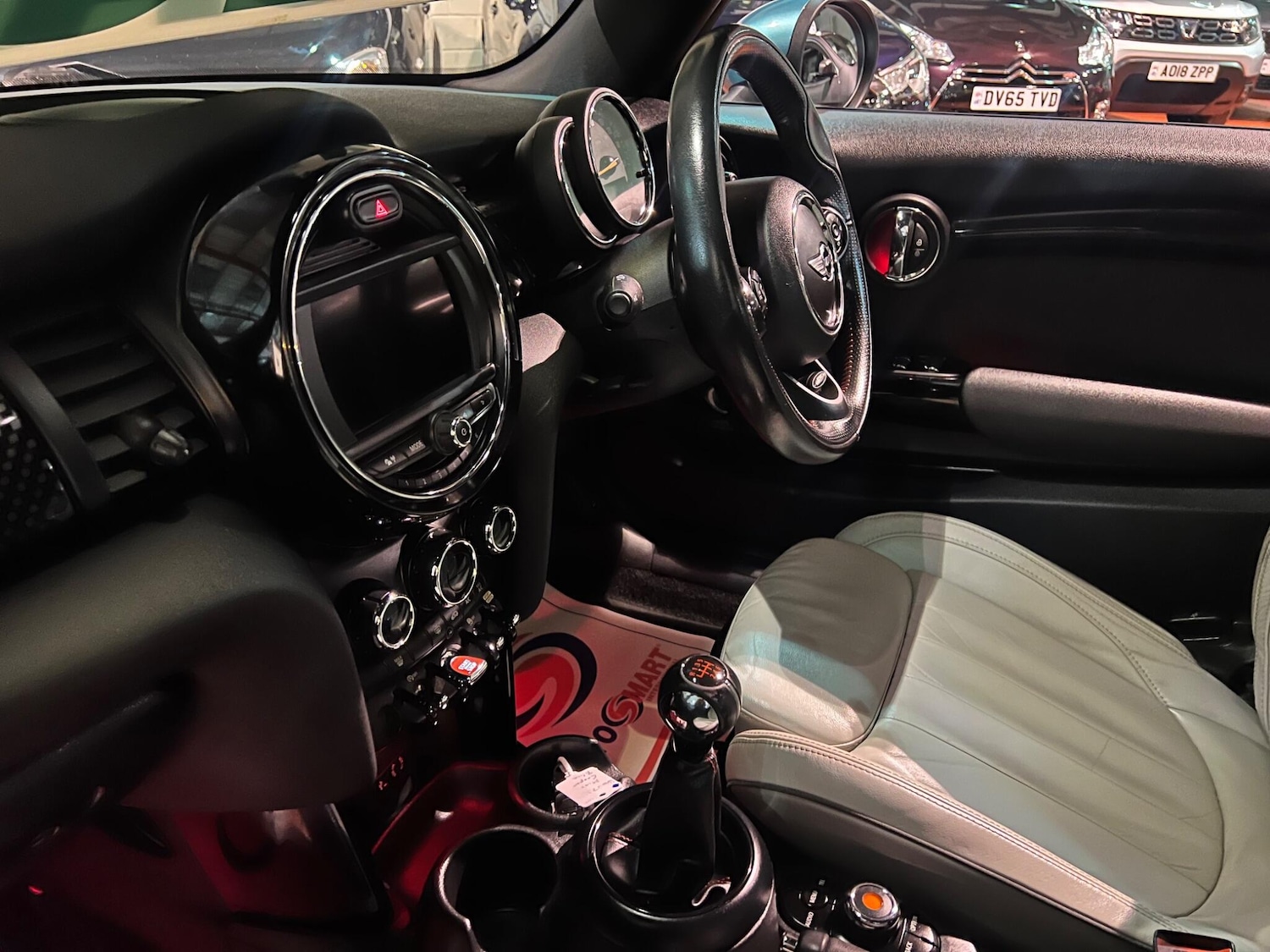 Used MINI Convertible 2017 for sale - 76473049: Photo 14