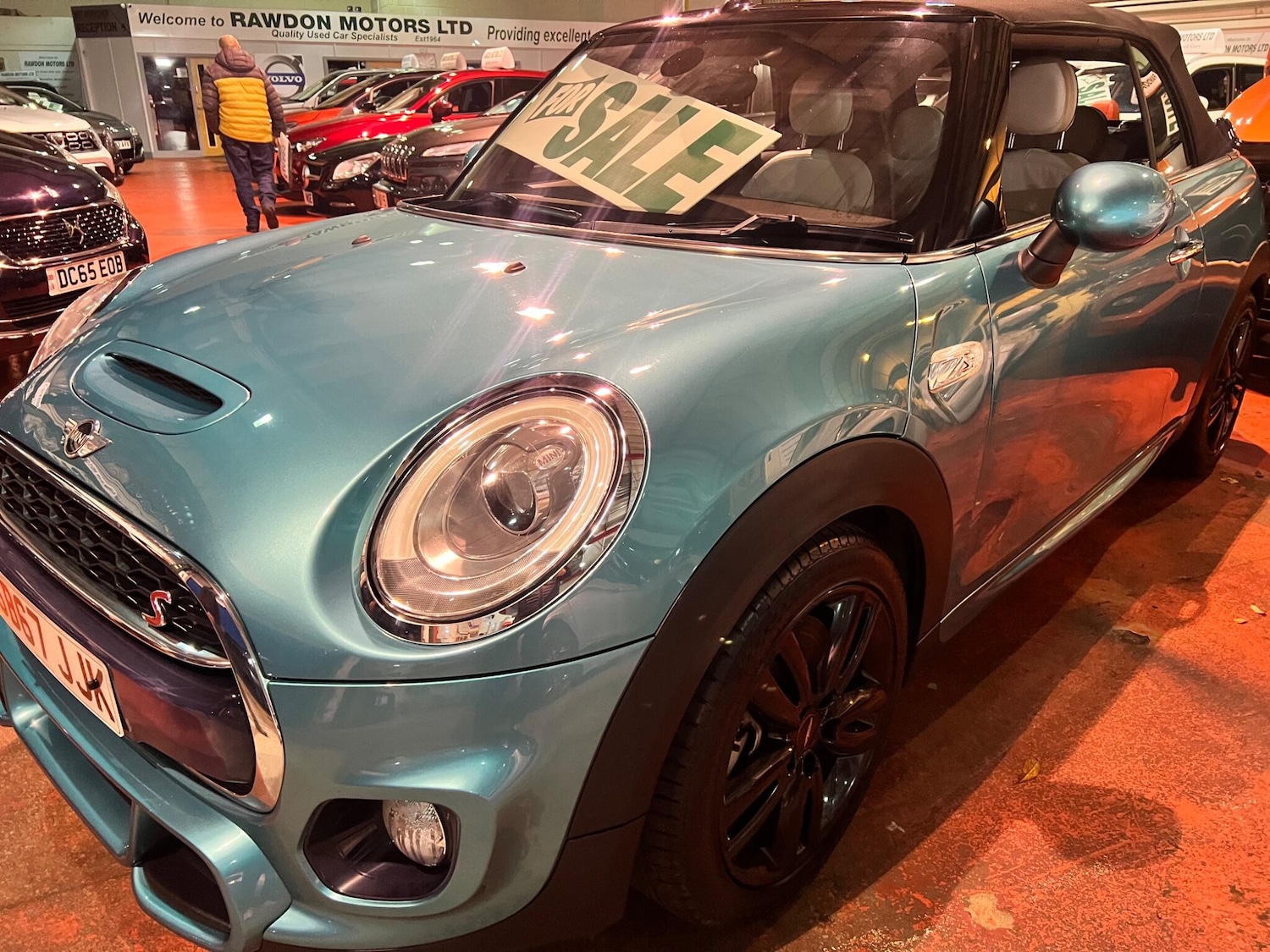 Used MINI Convertible 2017 for sale - 76473049: Photo 16