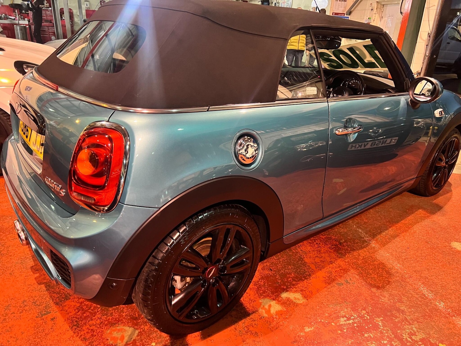 Used MINI Convertible 2017 for sale - 76473049: Photo 18