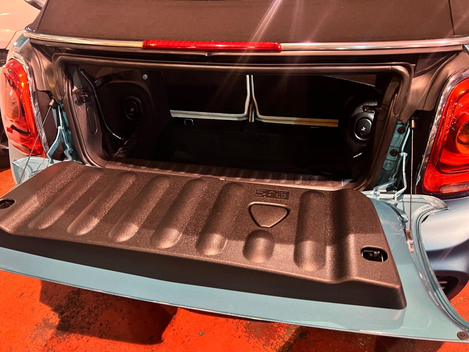 Used MINI Convertible 2017 for sale - 76473049: Photo 5