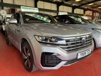 (19) - 3.0 TDI V6 R-Line Tech Tiptronic 4Motion Euro 6 (s/s) 5dr