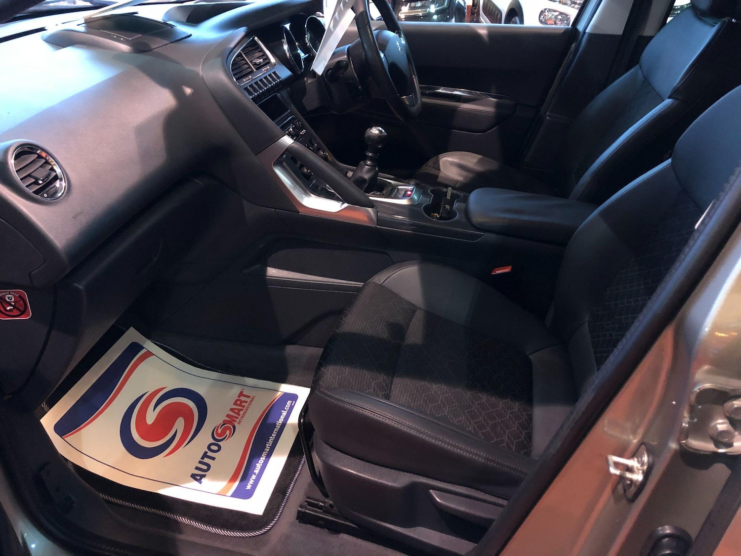 Used Peugeot 3008 2016 for sale - 77230380: Photo 13