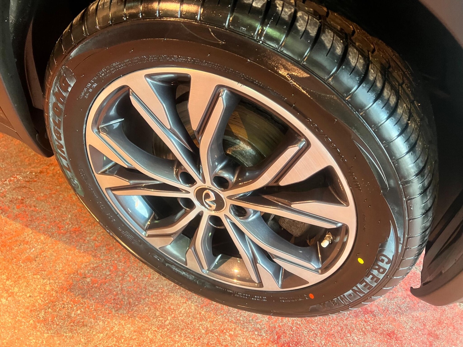 Used Infiniti QX30 2018 for sale - 76701297: Photo 6