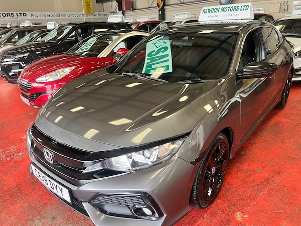Used Honda Civic 2019 for sale - 76259739: Photo 12