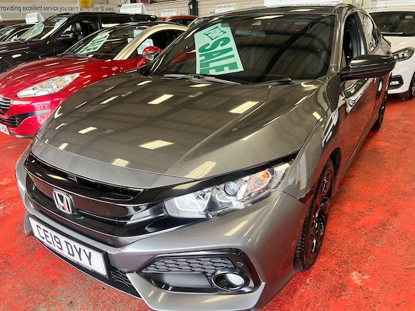 Used Honda Civic 2019 for sale - 76259739: Photo 3