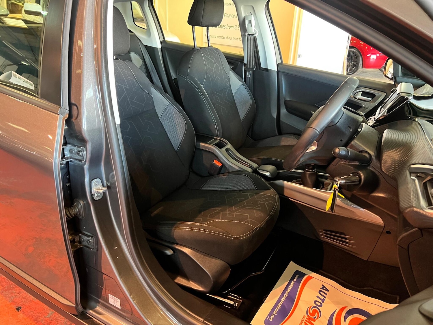 Used Peugeot 2008 2019 for sale - 76348774: Photo 8