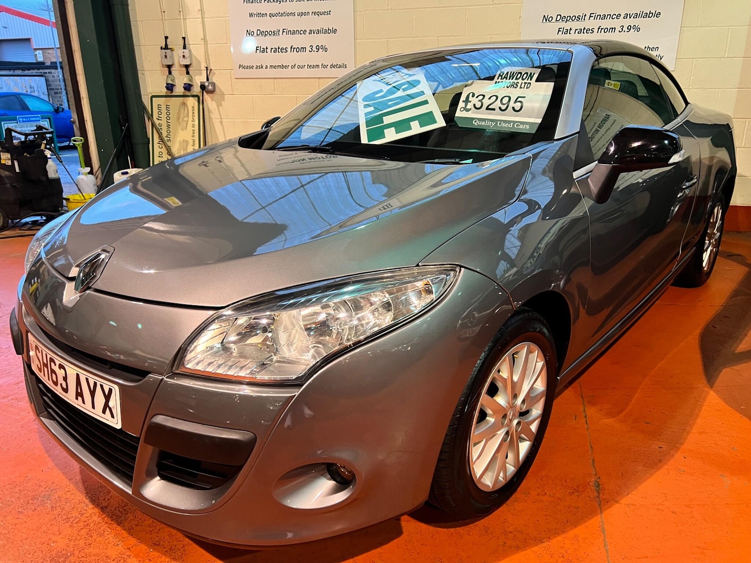 Used Renault Megane 2013 for sale - 76337342: Photo 1