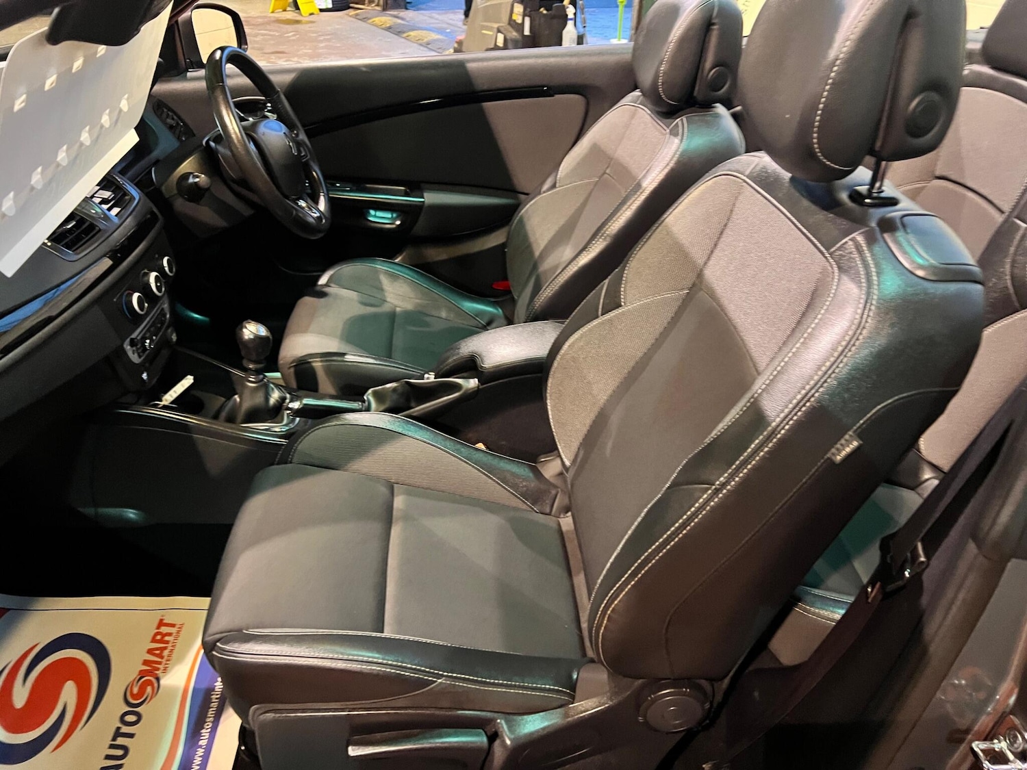 Used Renault Megane 2013 for sale - 76337342: Photo 16
