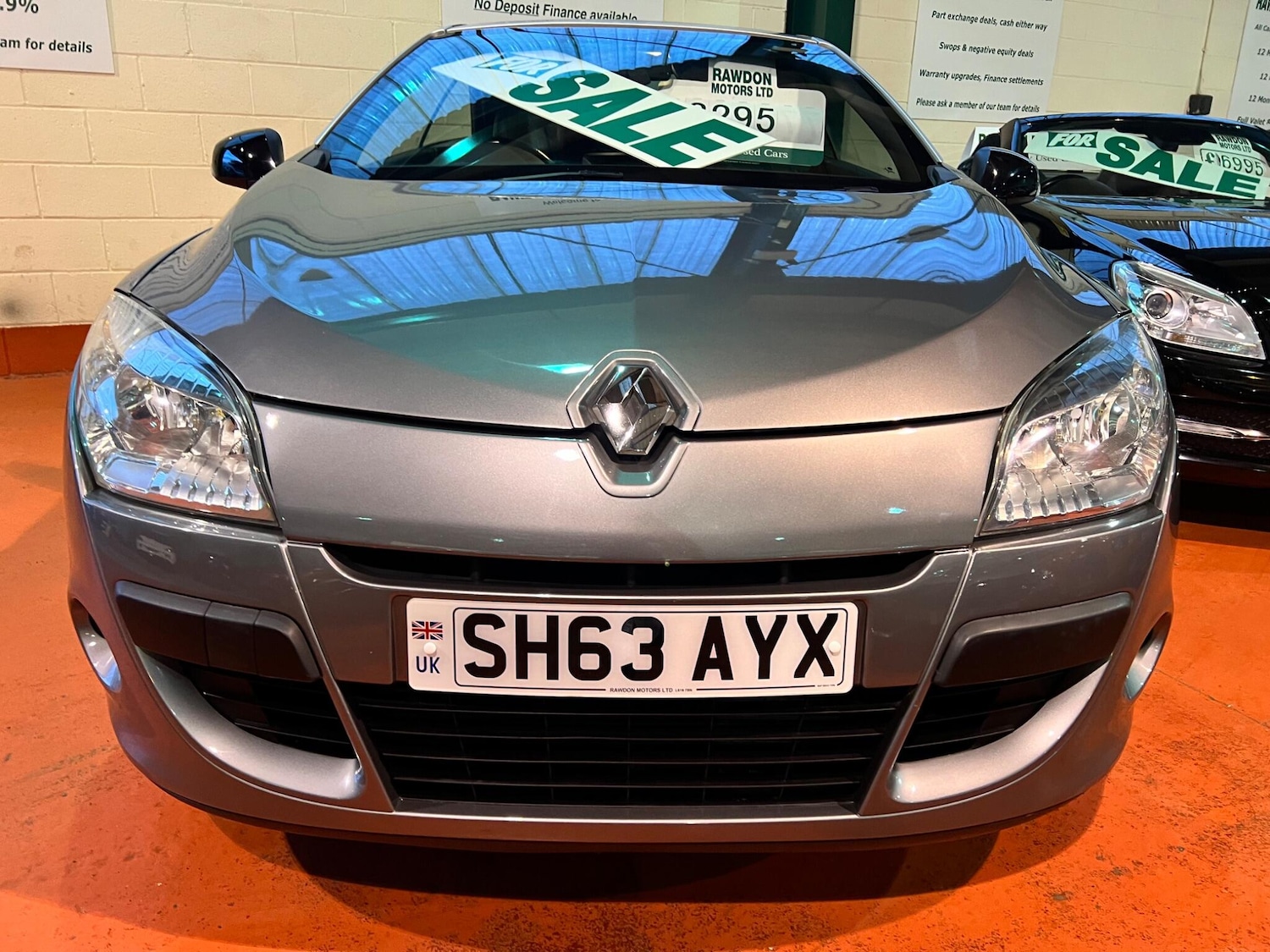 Used Renault Megane 2013 for sale - 76337342: Photo 2