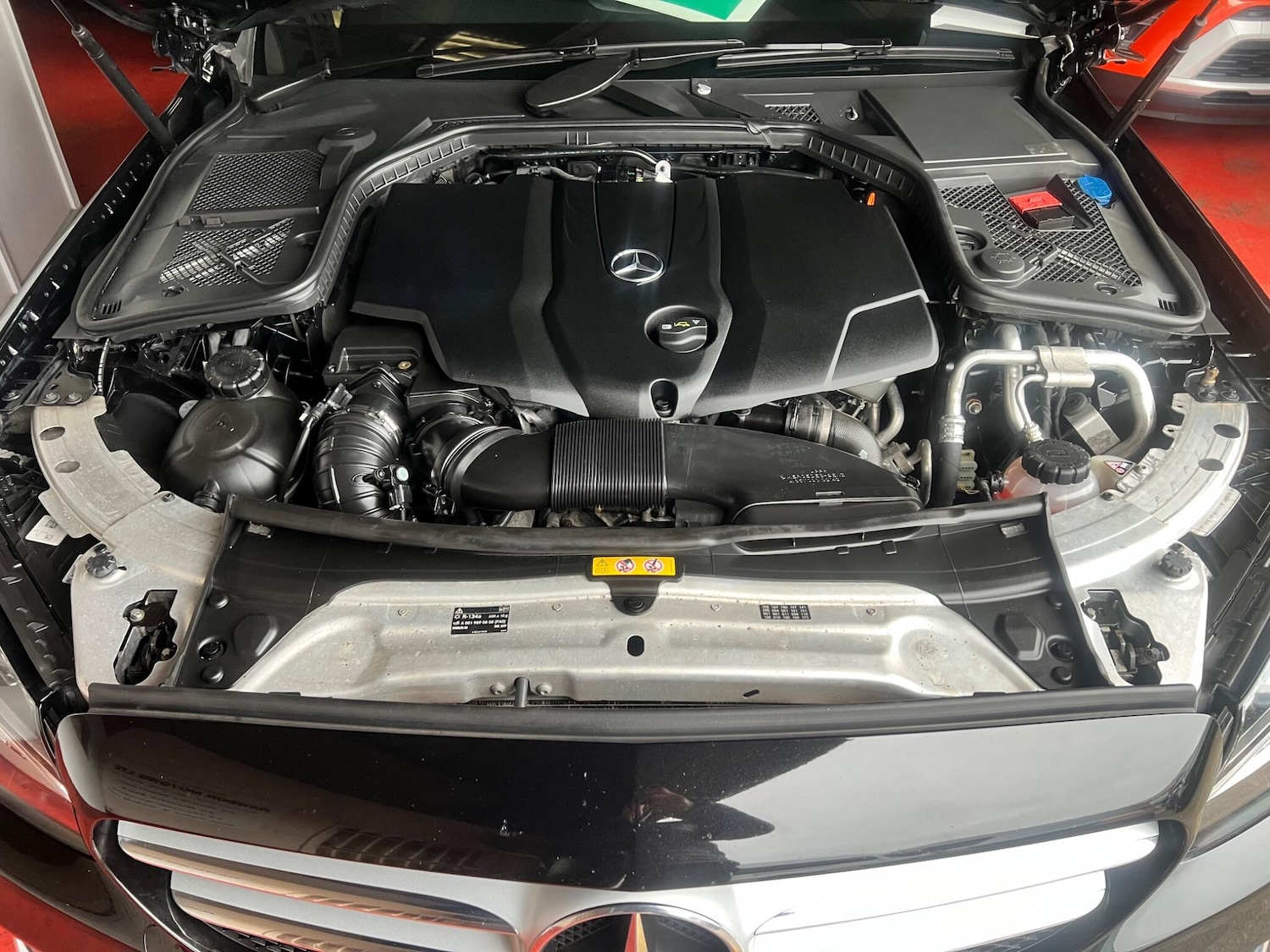 Used Mercedes-Benz C Class 2014 for sale - 76849667: Photo 22