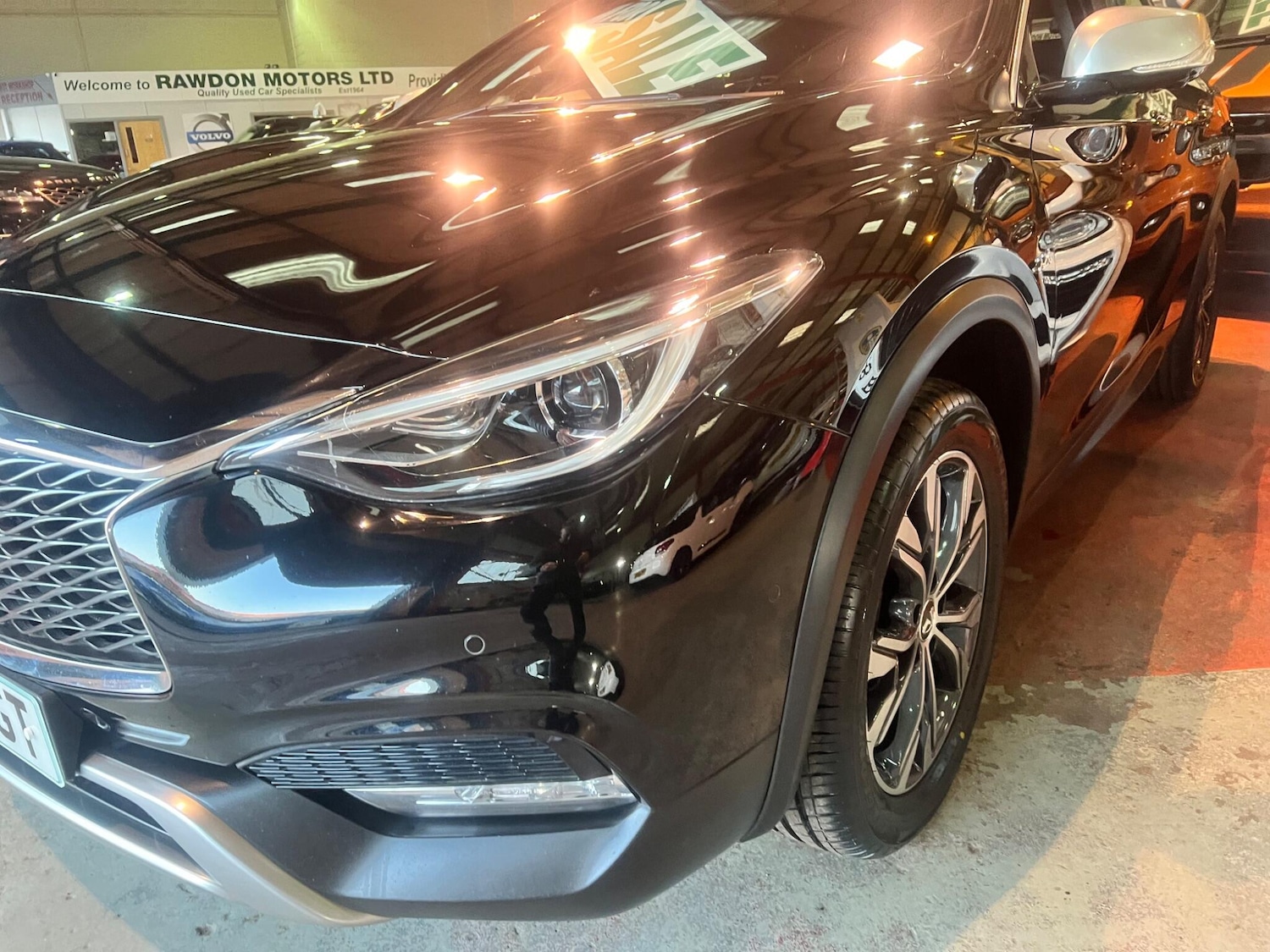 Used Infiniti QX30 2018 for sale - 77314849: Photo 9