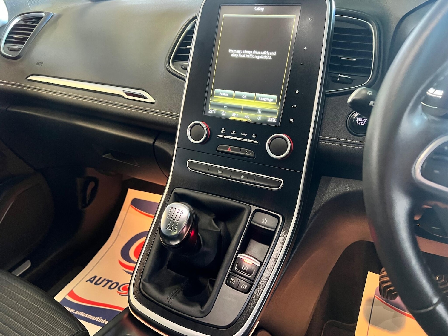 Used Renault Grand Scenic 2017 for sale - 76572892: Photo 10