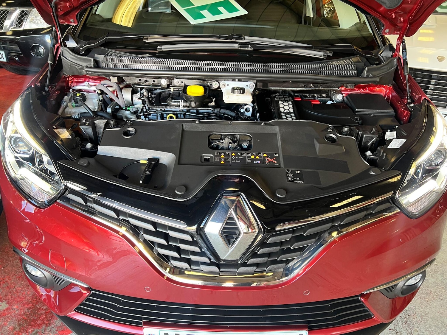 Used Renault Grand Scenic 2017 for sale - 76572892: Photo 15