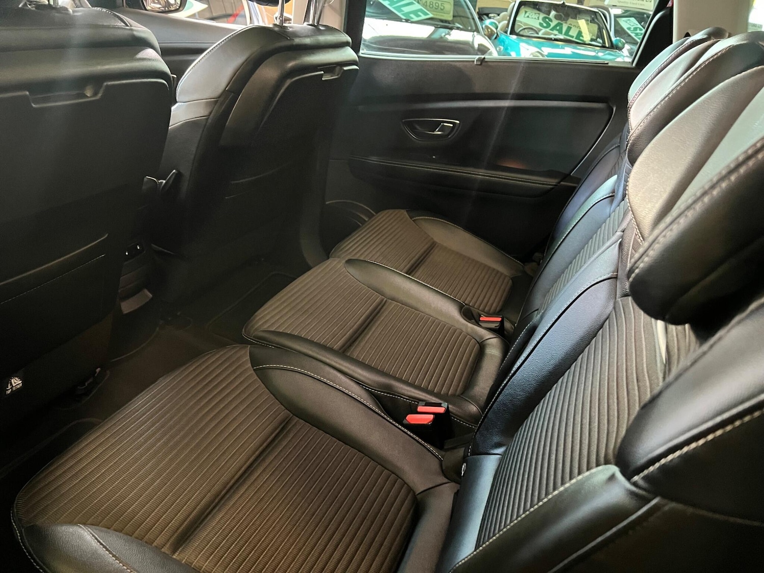 Used Renault Grand Scenic 2017 for sale - 76572892: Photo 19