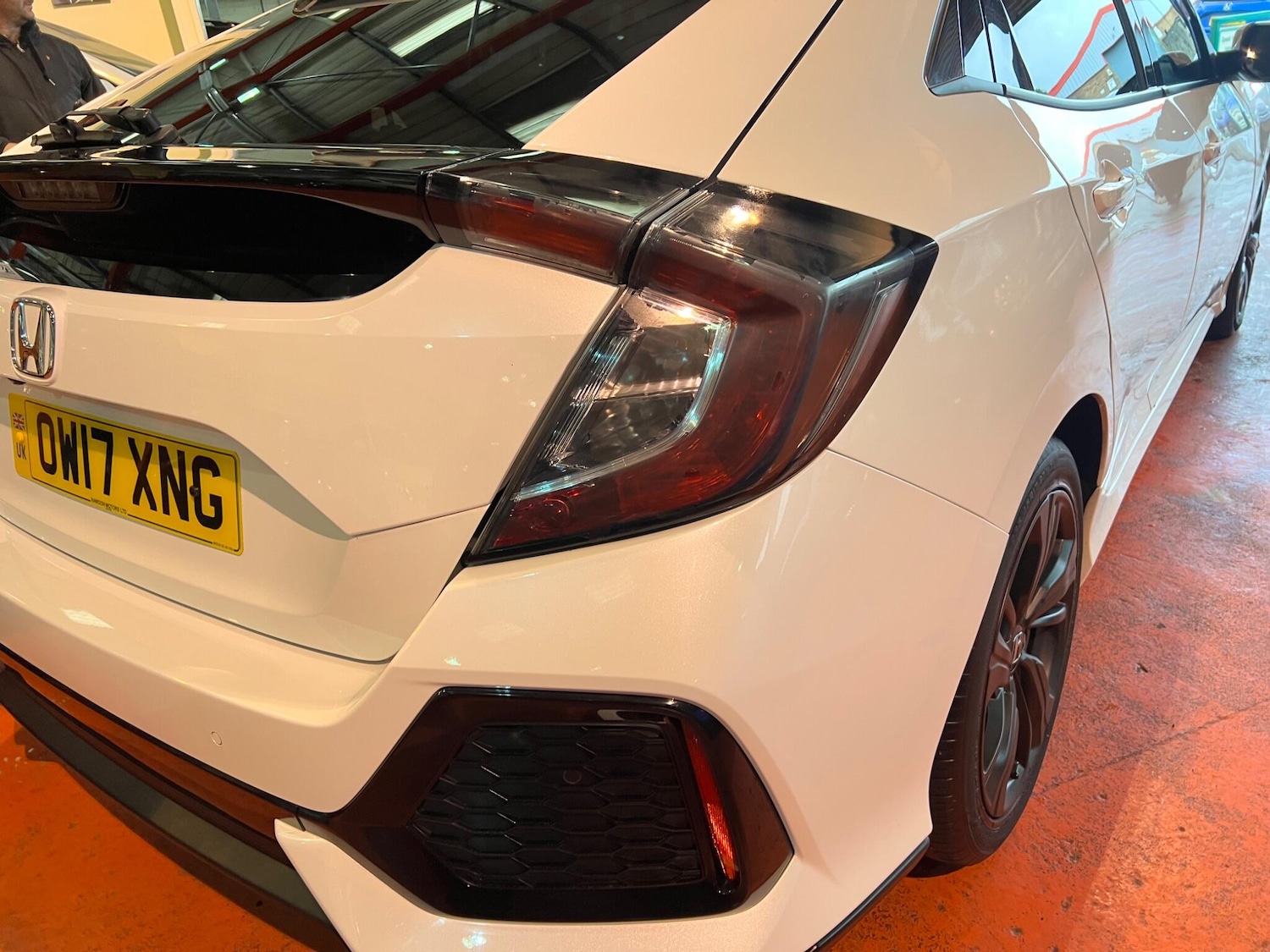 Used Honda Civic 2017 for sale - 76433133: Photo 10