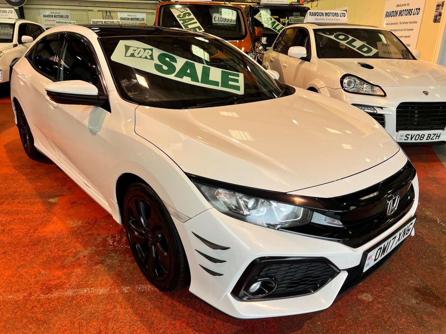 Used Honda Civic 2017 for sale - 76433133: Photo 3