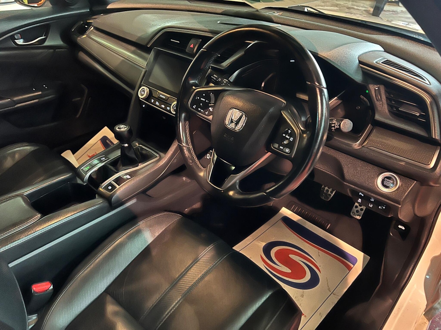 Used Honda Civic 2017 for sale - 76433133: Photo 7