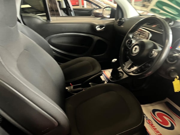 Used smart fortwo 2018 for sale - 76307584: Photo 12